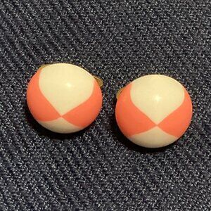 Vintage Trifari pink and white clip-on earrings